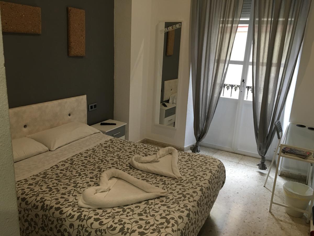Pension Las Setas Sevilla Exterior foto